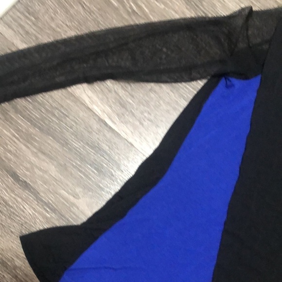 Venus Mesh Sleeve Top - Picture 3 of 8
